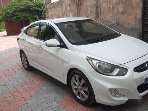 Hyundai Verna Fluidic 1.6 CRDi SX, 2012, Diesel MT in Chandigarh