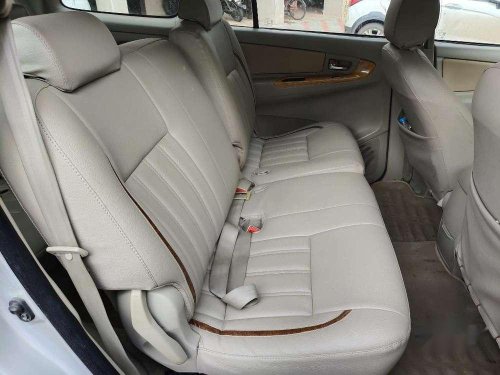 Toyota Innova 2009 MT for sale in Surat