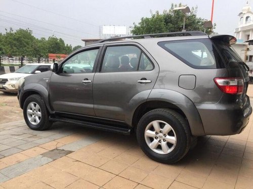 Toyota Fortuner 3.0 Diesel 2011 MT for sale in Ahmedabad