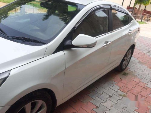 Hyundai Verna Fluidic 1.6 CRDi SX, 2012, Diesel MT in Chandigarh