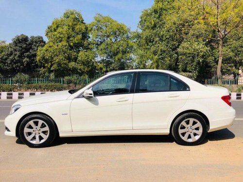 Used 2013 Mercedes Benz C-Class 220 CDI AT in New Delhi