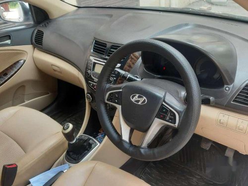 Hyundai Verna Fluidic 1.6 CRDi SX, 2012, Diesel MT in Chandigarh