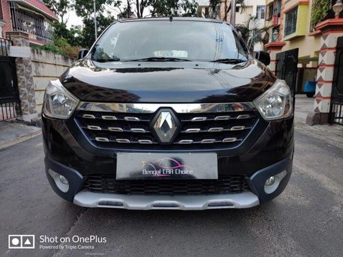 Renault Lodgy Stepway 110PS RXZ 7S 2015 MT for sale in Kolkata