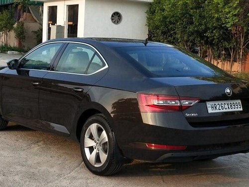 2016 Skoda Superb Elegance 1.8 TSI AT for sale in New Delhi