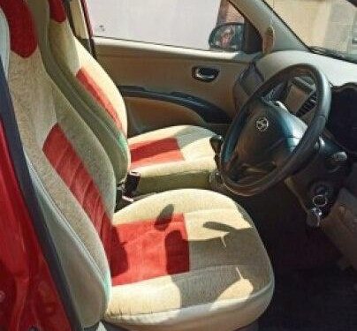 Hyundai i10 Magna 2011 MT for sale in Ahmedabad