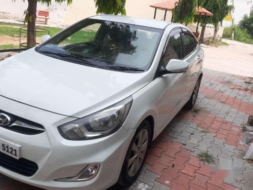 Hyundai Verna Fluidic 1.6 CRDi SX, 2012, Diesel MT in Chandigarh