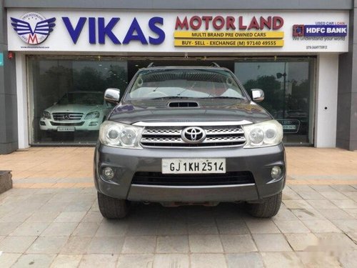 Toyota Fortuner 3.0 Diesel 2011 MT for sale in Ahmedabad