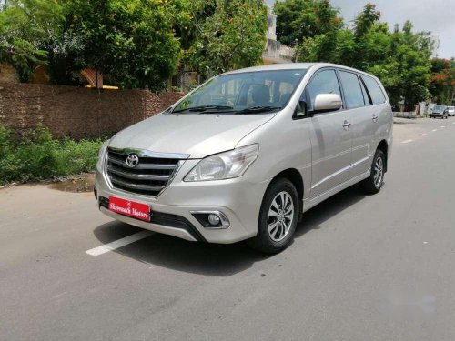 Used Toyota Innova 2.5 VX BS IV 8 STR, 2015 MT in Ahmedabad