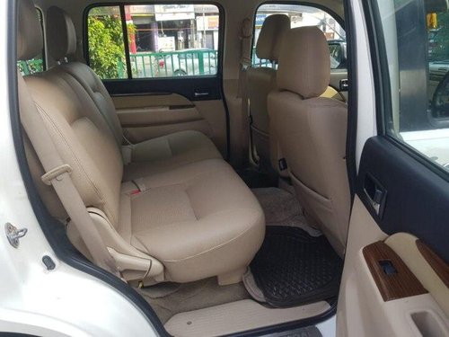 Used Ford Endeavour 2013 MT for sale in New Delhi