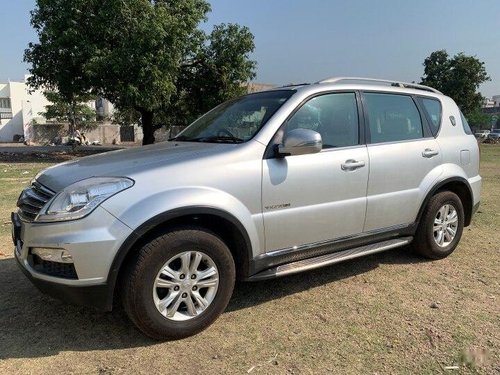 2013 Mahindra Ssangyong Rexton RX7 AT for sale in Surat 