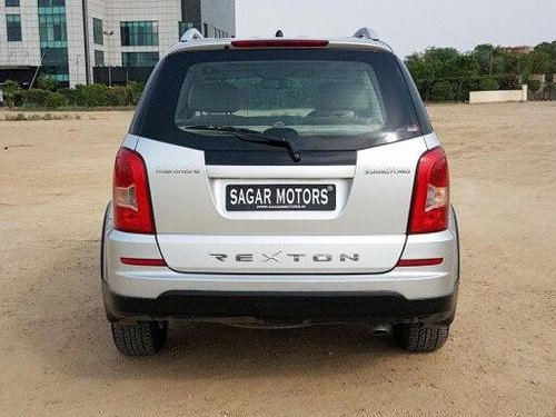 Used Mahindra Ssangyong Rexton 2015 MT for sale in New Delhi