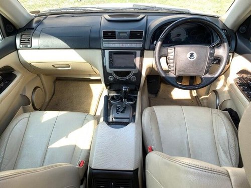 2013 Mahindra Ssangyong Rexton RX7 AT for sale in Surat 