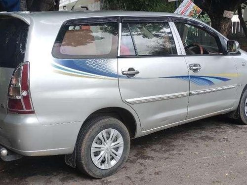 Toyota Innova 2.5 G4 8 STR, 2007, MT in Hyderabad 