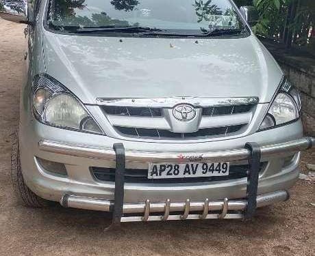 Toyota Innova 2.5 G4 8 STR, 2007, MT in Hyderabad 