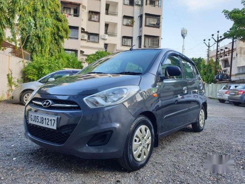 Hyundai i10 Era 1.1 2012 MT for sale in Surat 