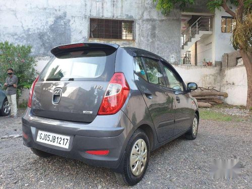 Hyundai i10 Era 1.1 2012 MT for sale in Surat 