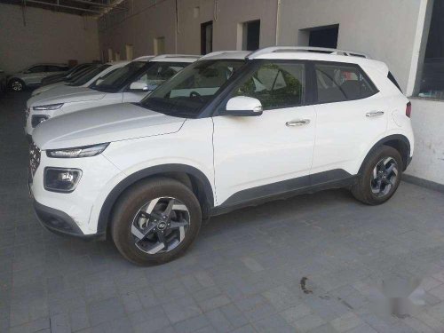 Used Hyundai Venue 2019 AT for sale in Panchkula 