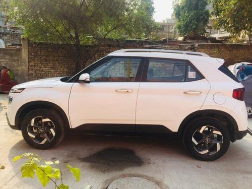 Used Hyundai Venue 2019 AT for sale in New Delhi