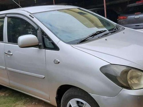 Toyota Innova 2.5 G BS IV 8 STR, 2010, MT for sale in Dhanbad 