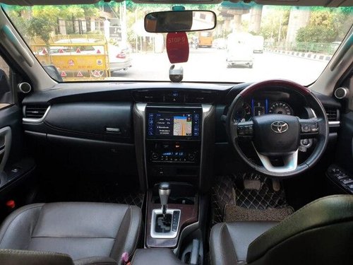 2017 Toyota Fortuner 4x2 AT in New Delhi