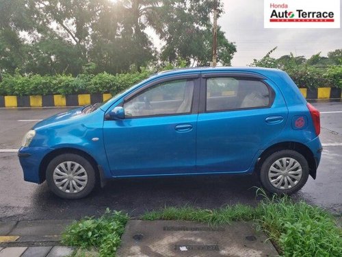 Toyota Etios Liva GD 2013 MT in Mumbai 