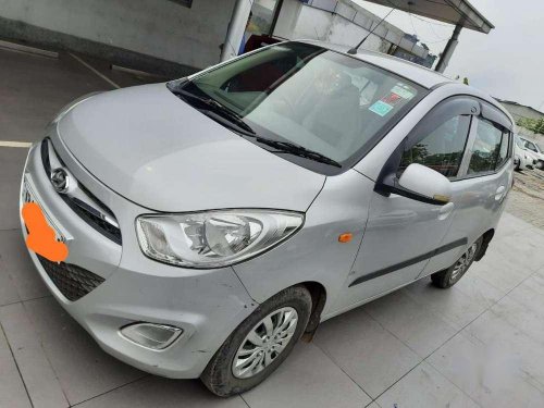 Used Hyundai i10 Sportz 2015 MT for sale in Kolkata 