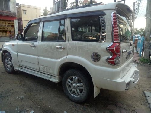 Mahindra Scorpio VLX 2013 MT for sale in Kolkata