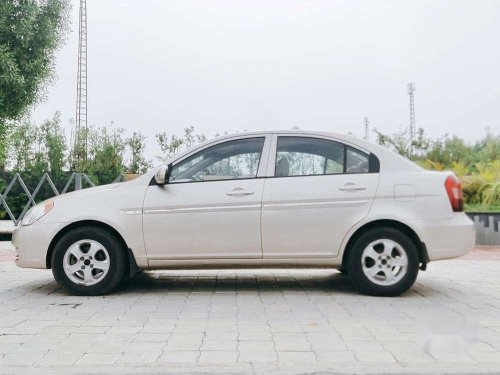 Used Hyundai Verna CRDi 2010 MT for sale in Vadodara