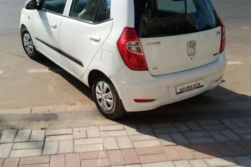 Hyundai i10 Magna 1.2 2011 MT for sale in Ahmedabad