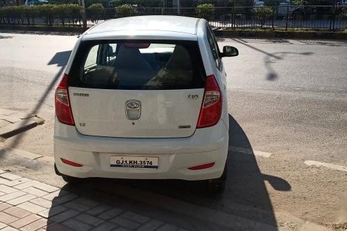 Hyundai i10 Magna 1.2 2011 MT for sale in Ahmedabad
