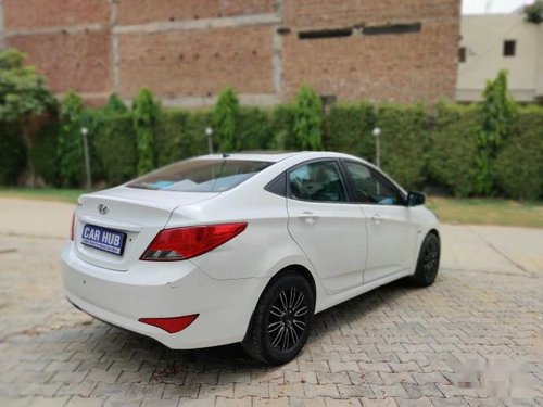 Used Hyundai Verna 2016 MT for sale in Gurgaon 