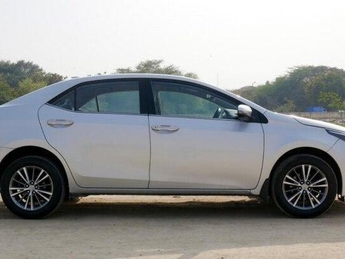 Used 2015 Toyota Corolla Altis MT for sale in New Delhi