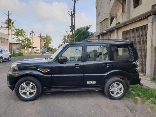 2014 Mahindra Scorpio AT for sale in Surat 