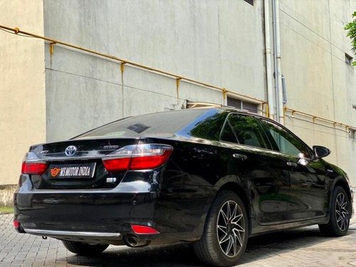 Used 2016 Toyota Camry AT for sale in Kolkata 