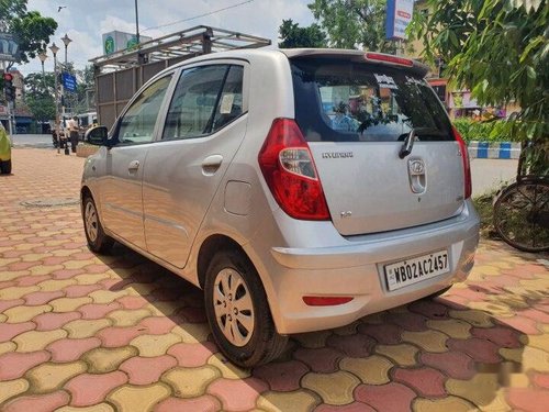 Hyundai i10 Sportz 1.2 2013 MT for sale in Kolkata 