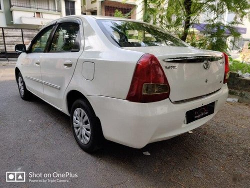 2011 Toyota Platinum Etios 2011 MT in Kolkata 