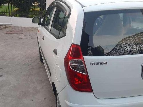 Hyundai i10 Era 1.1 2012 MT for sale in Lucknow 