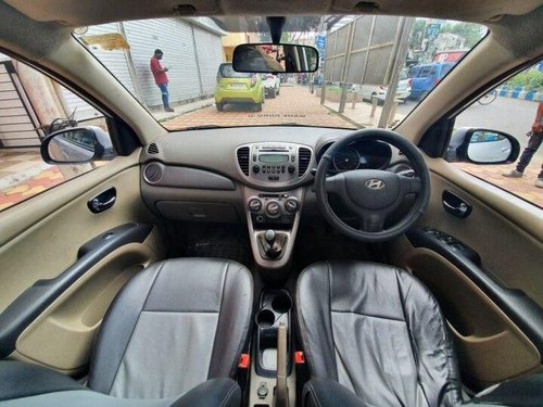 Hyundai i10 Sportz 1.2 2013 MT for sale in Kolkata 