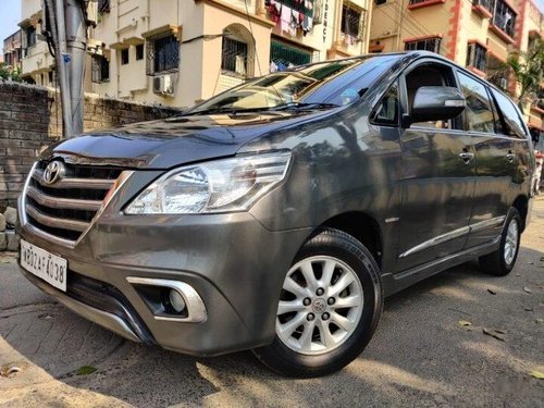 Used Toyota Innova 2014 MT for sale in Kolkata 