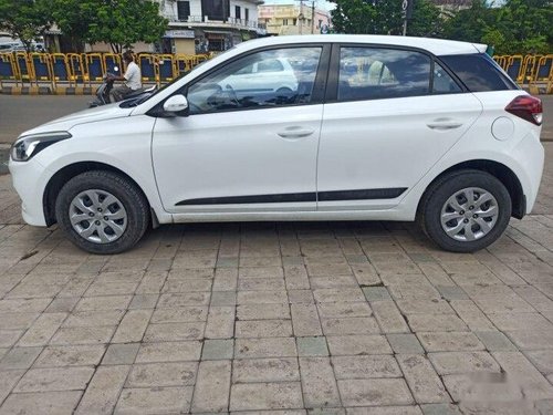 Used 2015 Hyundai i20 1.2 Sportz MT for sale in Rajkot 