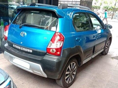 Toyota Etios Cross 1.2L G 2015 MT for sale in Kolkata 