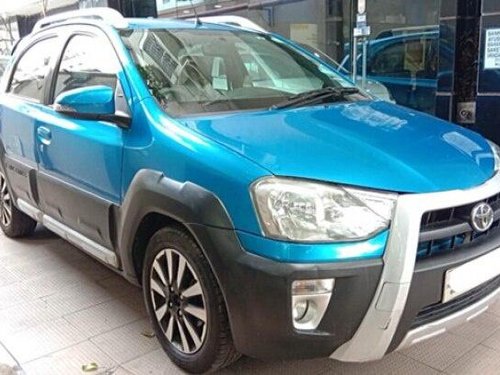 Toyota Etios Cross 1.2L G 2015 MT for sale in Kolkata 