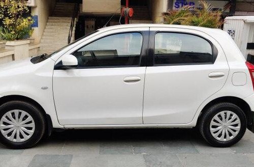 2013 Toyota Etios Liva 1.2 G MT in Ahmedabad 