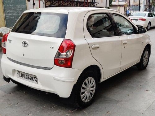 2013 Toyota Etios Liva 1.2 G MT in Ahmedabad 