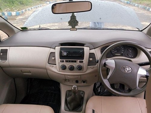 Used Toyota Innova 2012 MT for sale in Kolkata 
