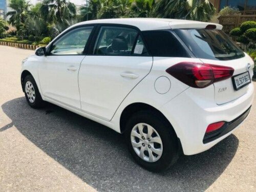 2018 Hyundai Elite i20 Sportz 1.4 CRDi MT in New Delhi