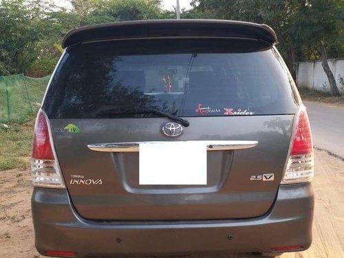 2011 Toyota Innova 2.5 VX 8 STR MT for sale in Hyderabad