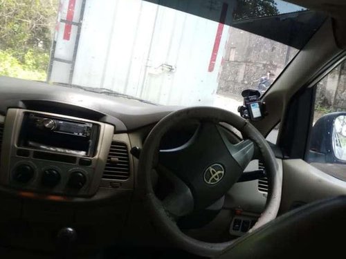 2013 Toyota Innova 2.0 GX 8 STR MT for sale in Rajkot