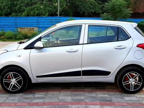 2015 Hyundai Grand i10 Magna MT for sale in New Delhi