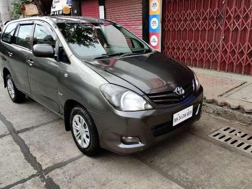 Toyota Innova 2.5 G4 7 STR, 2009, Diesel MT in Mumbai